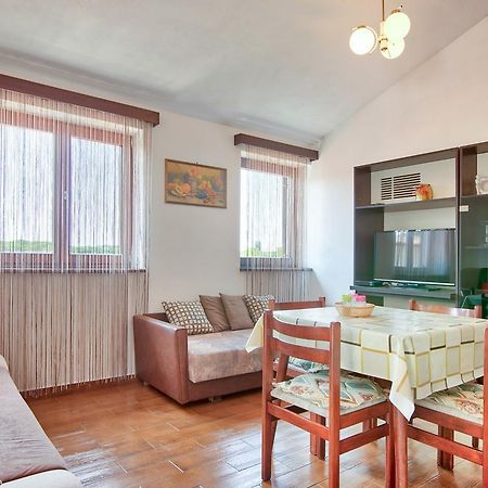 שטיניאן Apartment Maja מראה חיצוני תמונה