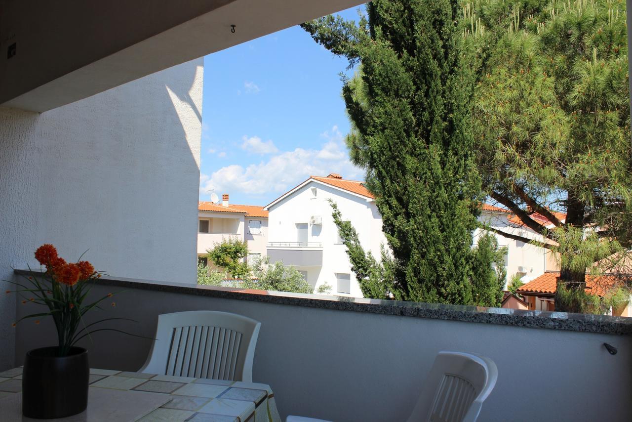 שטיניאן Apartment Maja מראה חיצוני תמונה