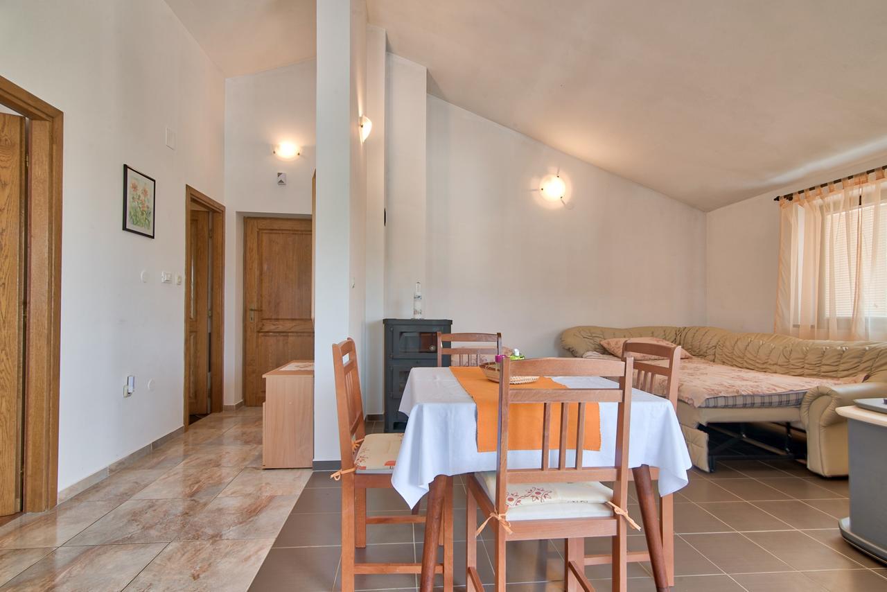 שטיניאן Apartment Maja מראה חיצוני תמונה
