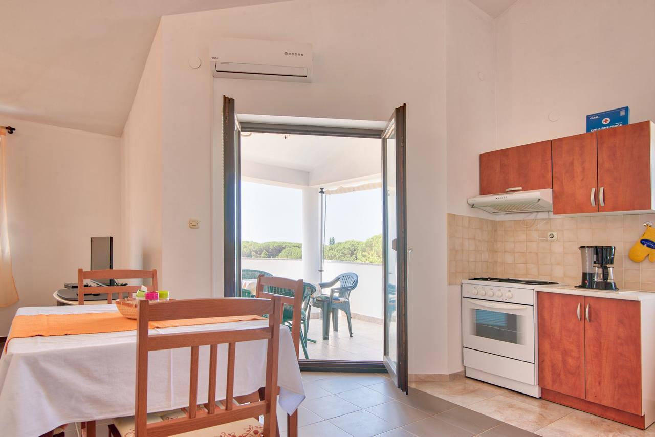 שטיניאן Apartment Maja מראה חיצוני תמונה