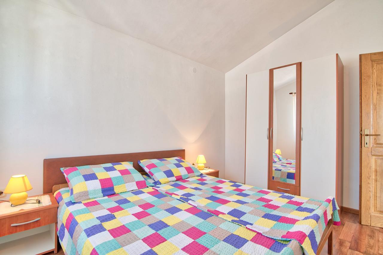 שטיניאן Apartment Maja מראה חיצוני תמונה