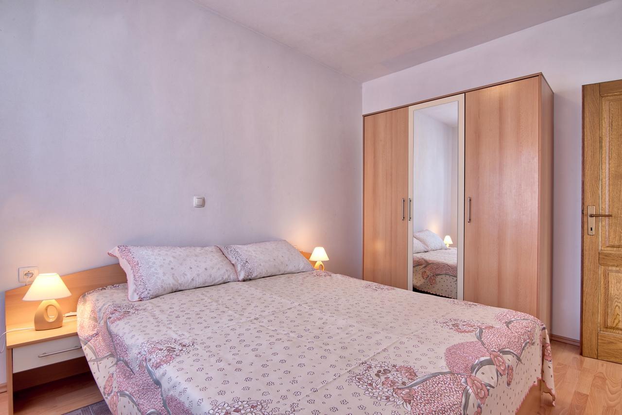 שטיניאן Apartment Maja מראה חיצוני תמונה